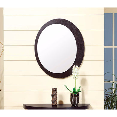 Well Crafted Marvelous Entry Mirror With Oval Frame.